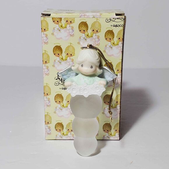 Precious Moments Angel Ornament - Picture 1 of 9